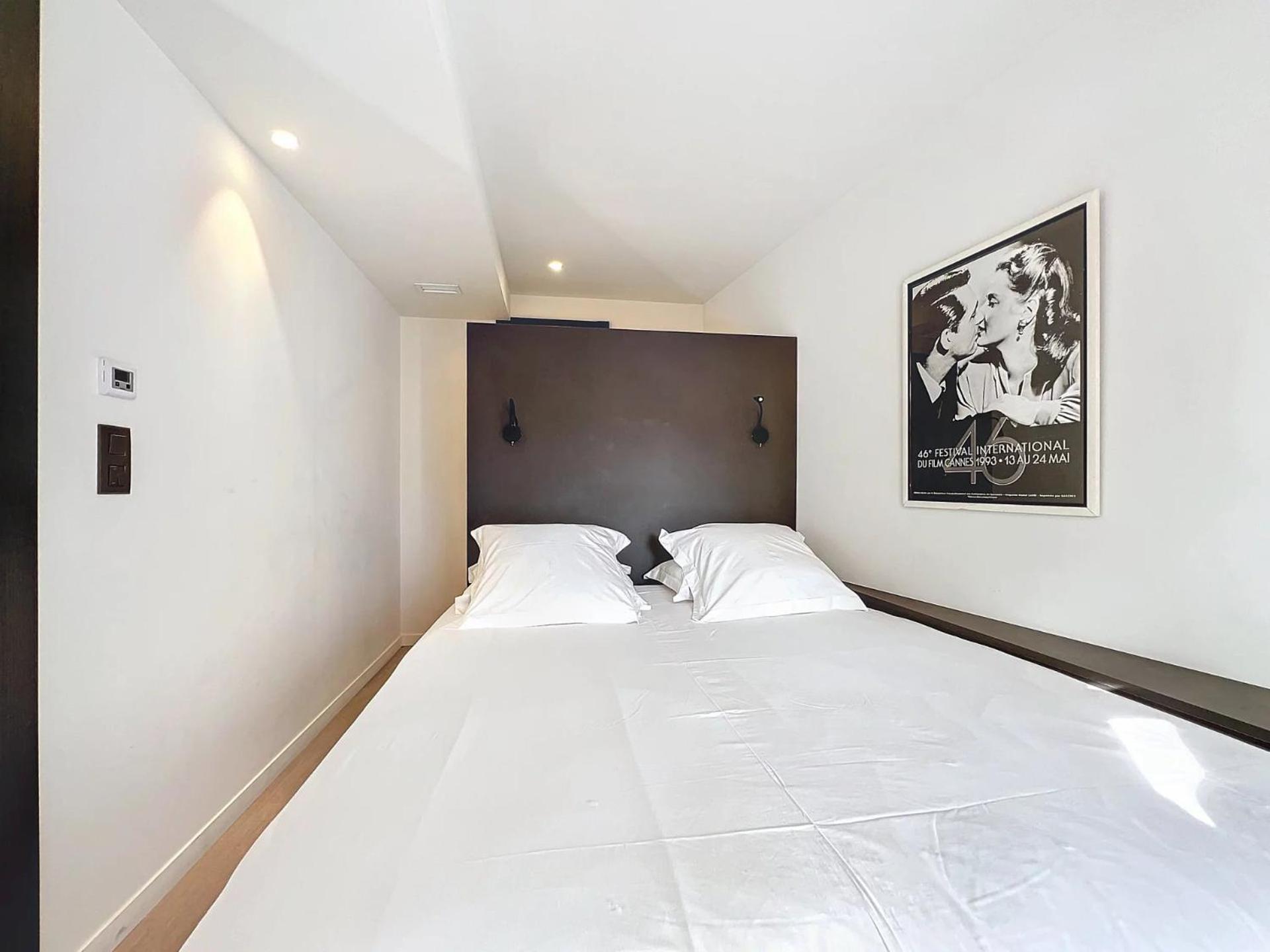3P Between Croisette Beaches And Antibes Street Cannes Exterior photo